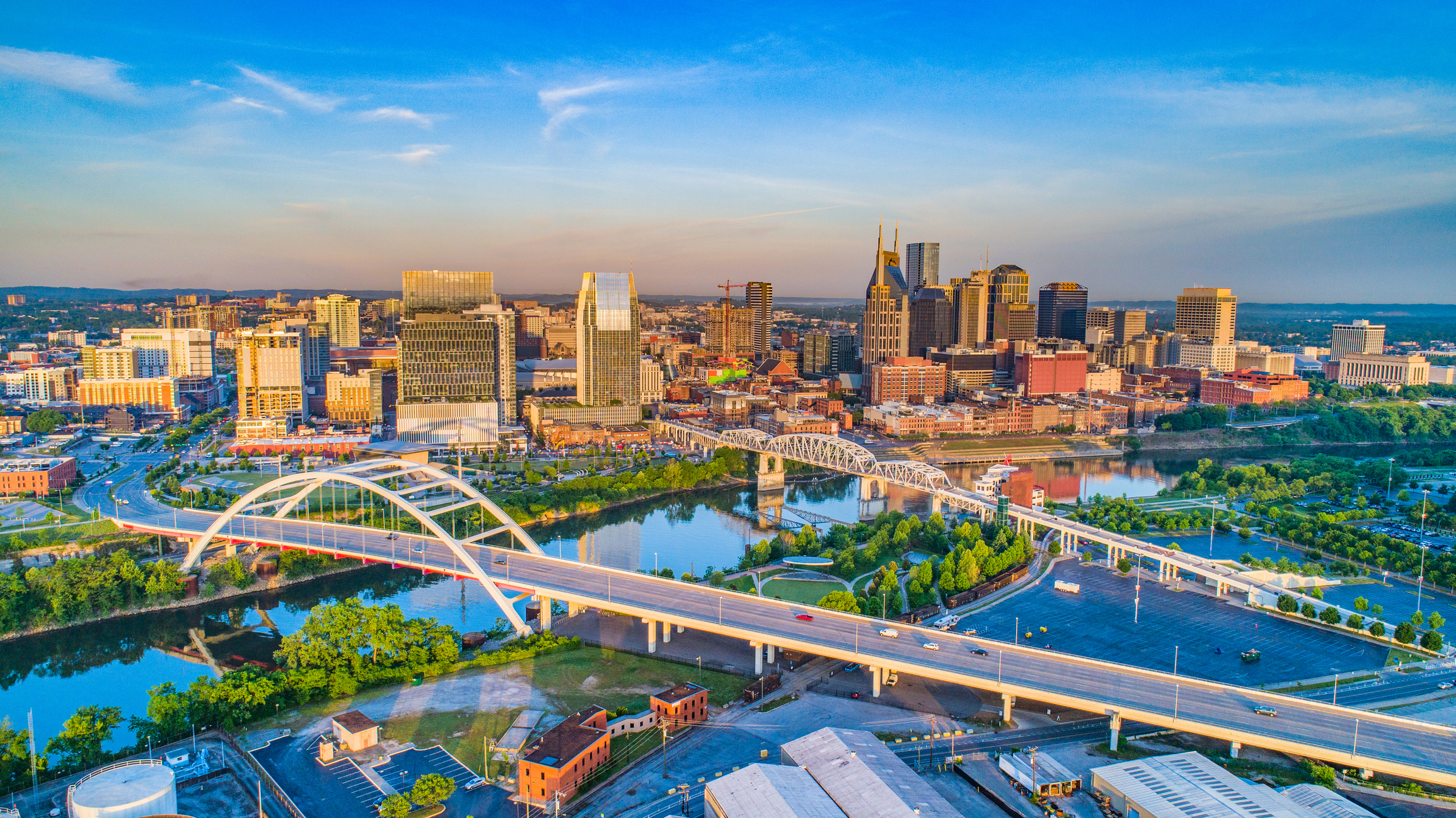 Nashville skyline in day